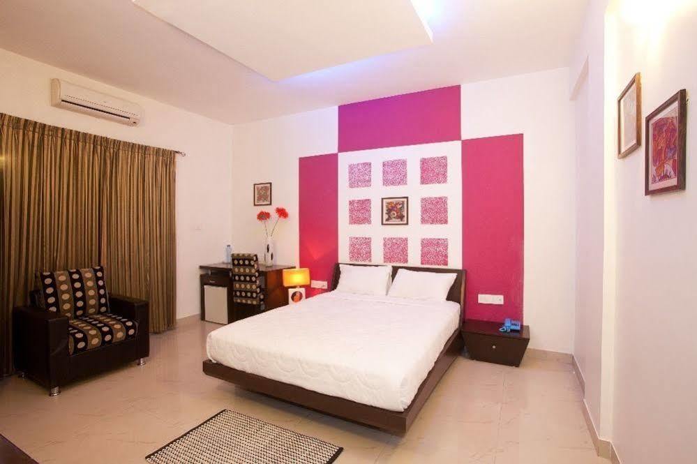 Capital O 16324 Niche Suites Bangalore Esterno foto